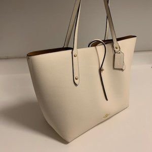 COACH Central Tote
